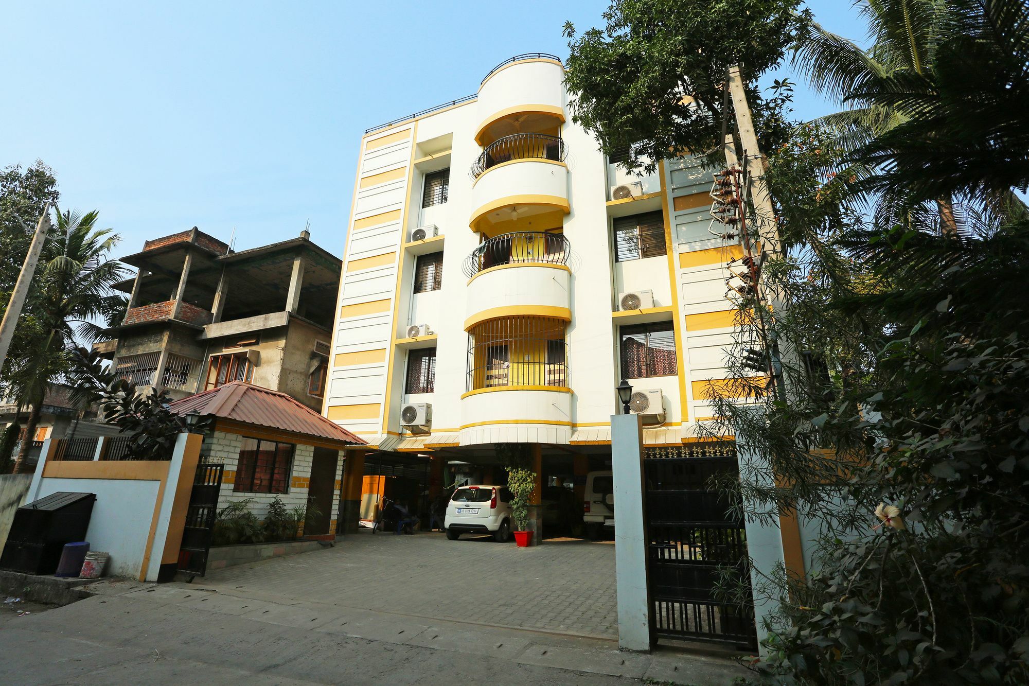Treebo Umal Homestay Ganeshguri Guwahati Buitenkant foto